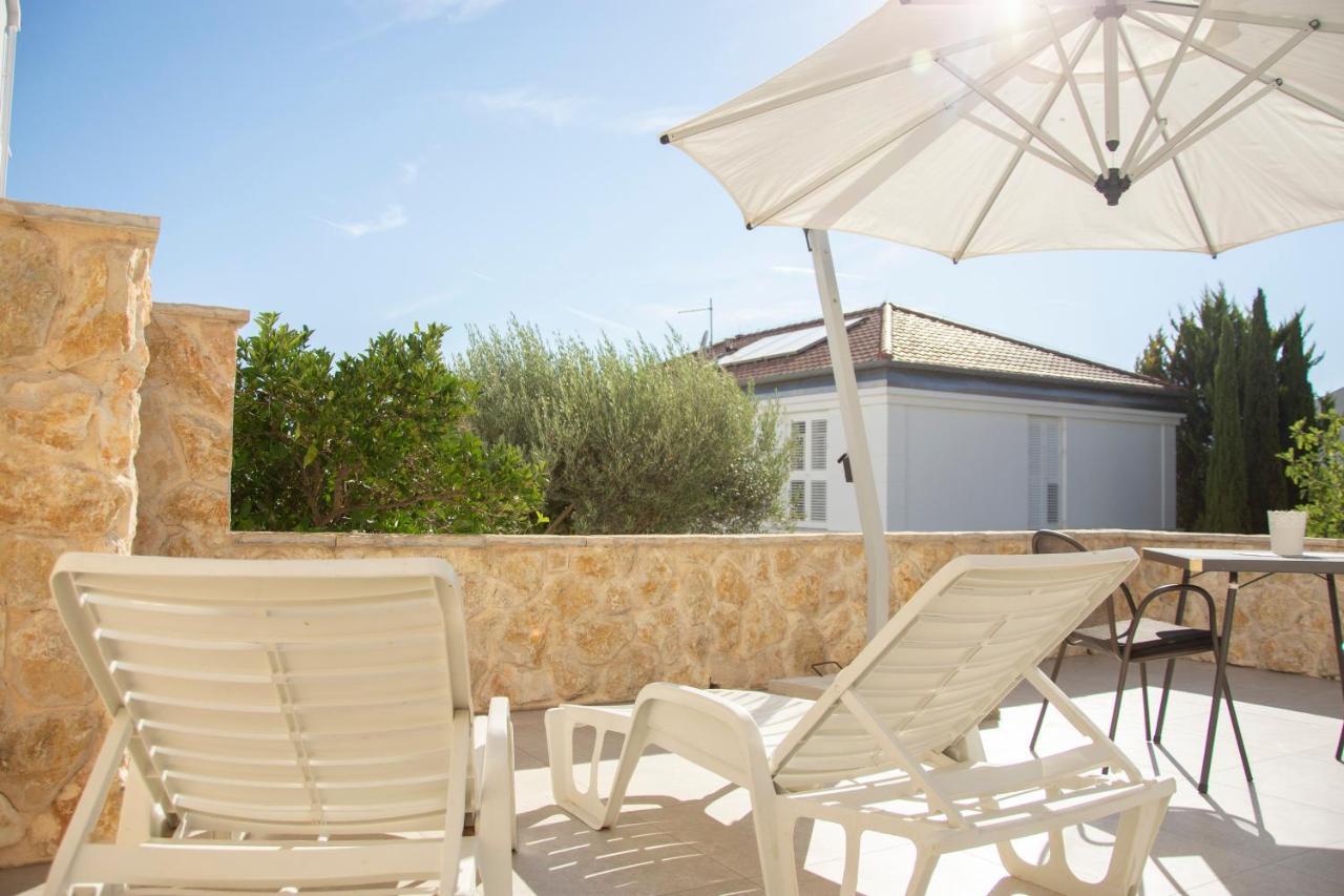 Holiday House By The Sea Vigo Zadar Exterior photo